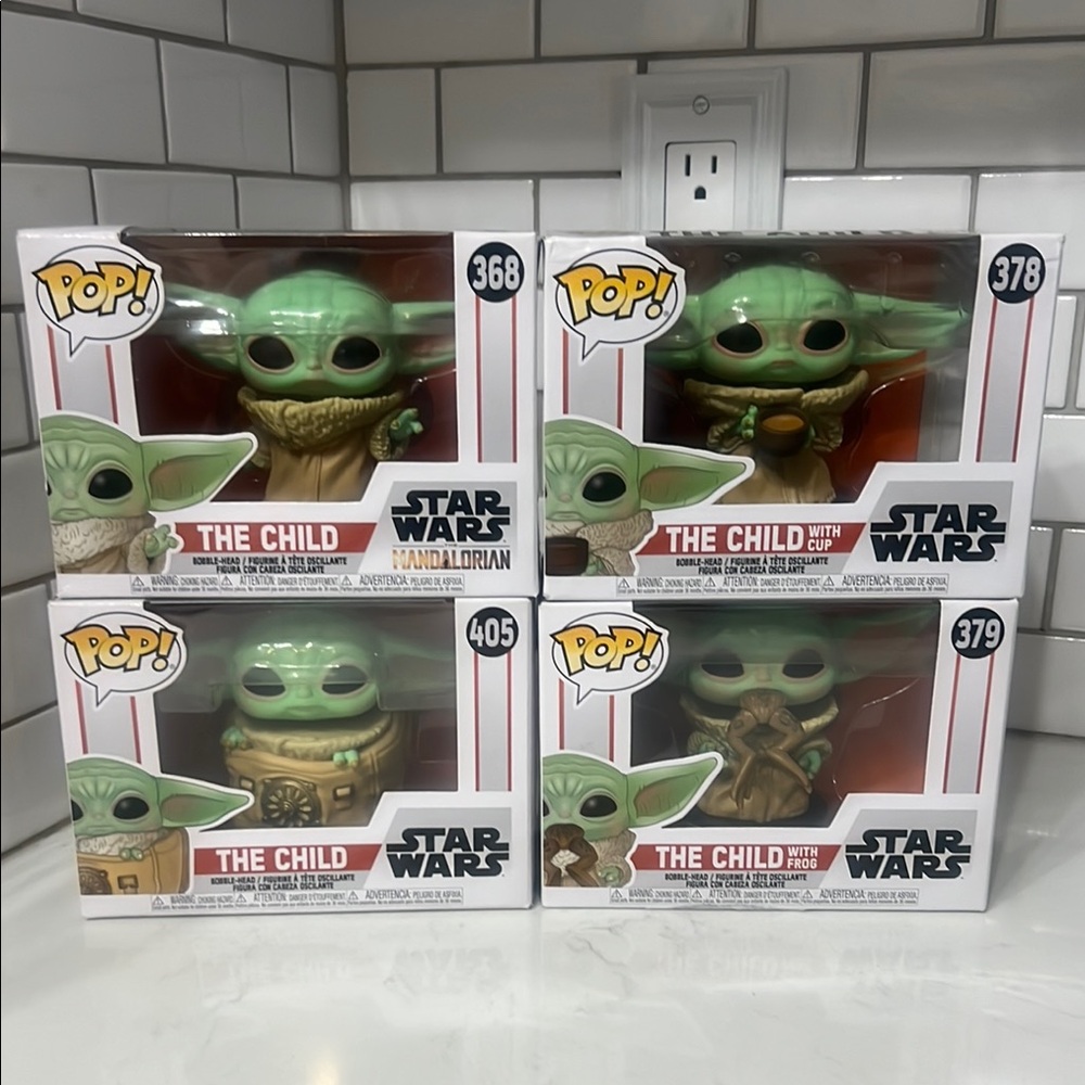 Funko Green and Brown Action Figures The Child